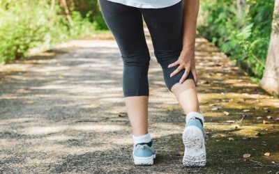 Dolor al caminar no es normal: la señal que puede alertar de una enfermedad vascular grave